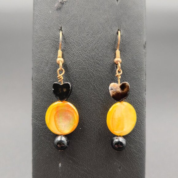 Copper Yellow Shell And Heart Stones Dangle Earrings A6319 - Picture 1 of 5